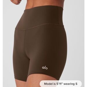 ALO 5” Airlift Energy Short